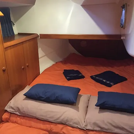Sailingboat Botel Gozo